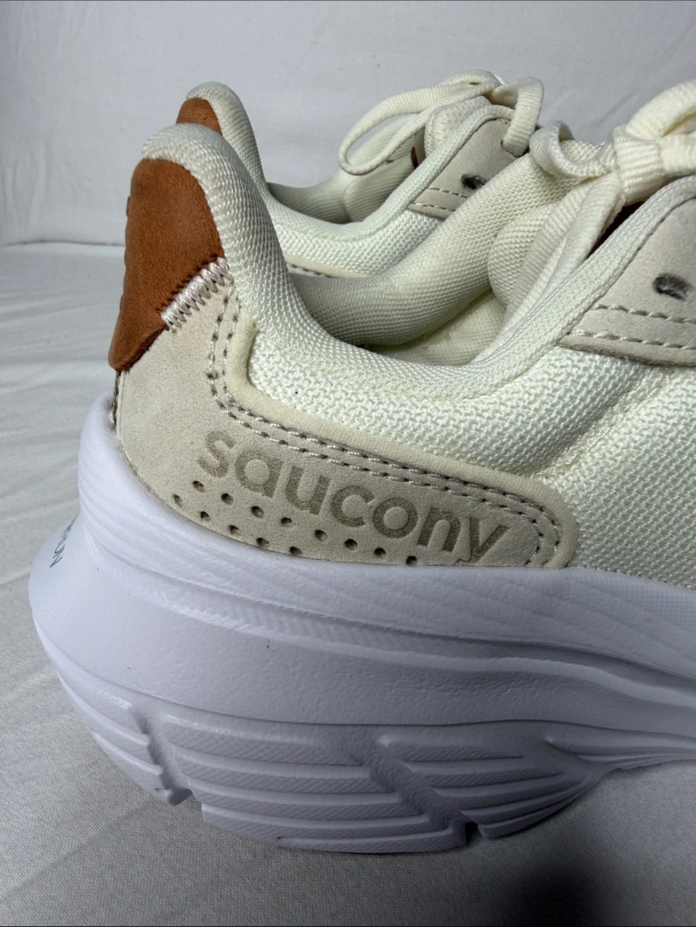 Saucony lightweight pwrrun